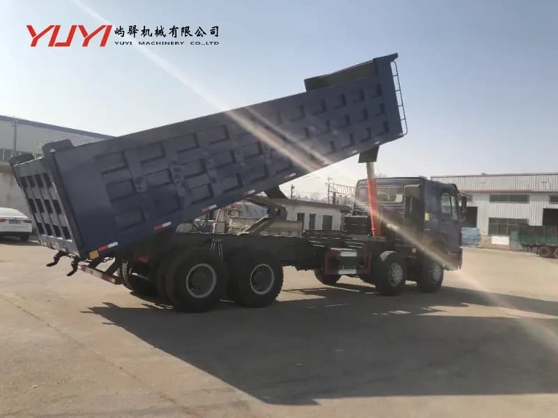 HOWO 12-Wheel Dump Truck Sinotruk HOWO 12X4 Tipper HOWO 40-Ton Mining Truck Used HOWO Heavy Duty Truck HOWO 12-Wheel Truck Price