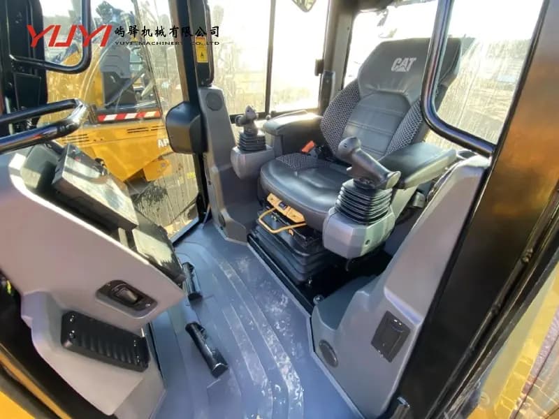 Original Cat D4 Bulldozer Hot Selling Used Cat D4 Dozer Best Selling Price Caterpillar D4 Crawler Tractor High Demand