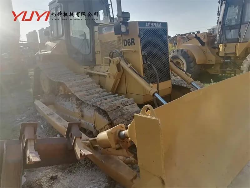 Hot-Selling Used Caterpillar D6r Bulldozer with Original Parts Original Equipment Caterpillar D6r Second-Hand for Sale High-Quality Used Cat D6r Bulldozer