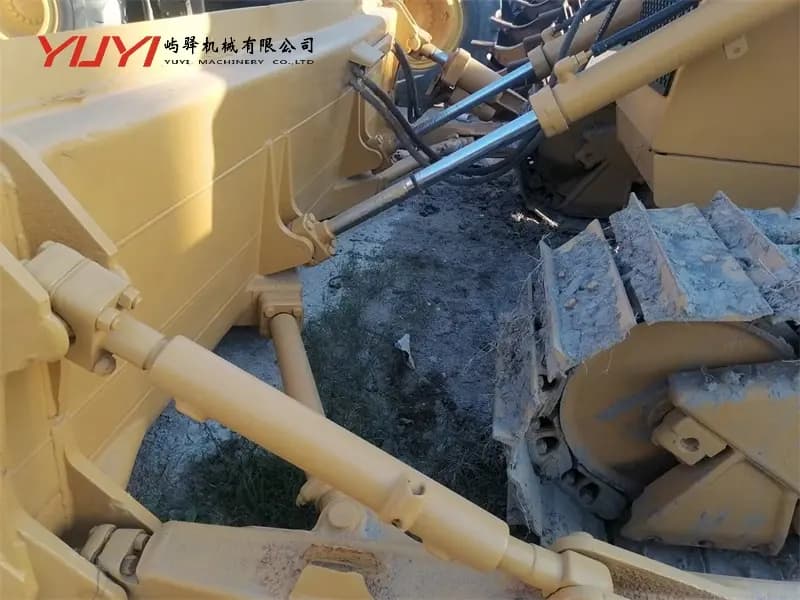 Hot-Selling Used Caterpillar D6r Bulldozer with Original Parts Original Equipment Caterpillar D6r Second-Hand for Sale High-Quality Used Cat D6r Bulldozer