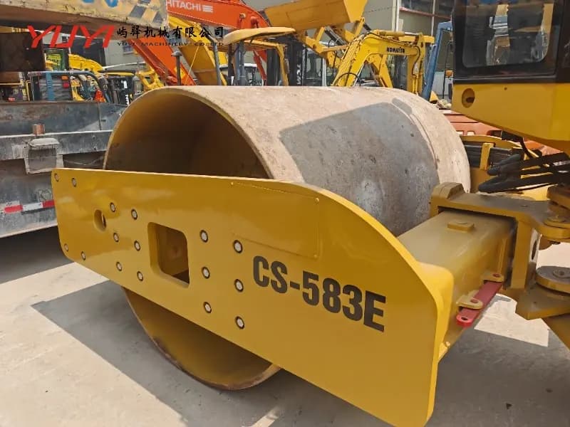 Original Cat CS-683e Vibratory Road Roller for Sale New Cat CS-683e with Full Specifications and Low Price Used Cat CS-683e in Good Condition