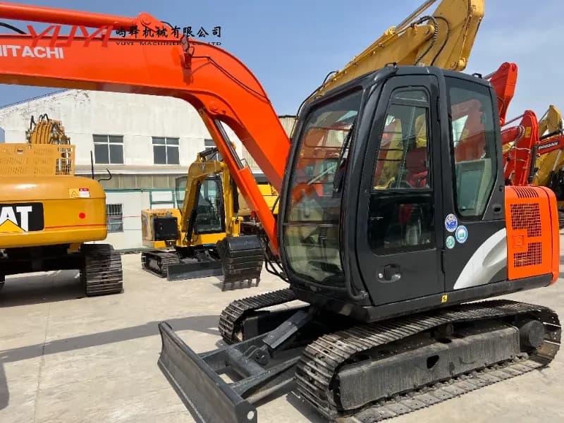 Original Hitachi Zx60 Excavator New Condition Used Hitachi Zx60 Excavator Well-Maintained Ready to Work Best-Selling Hitachi Zx60 Mini Excavator