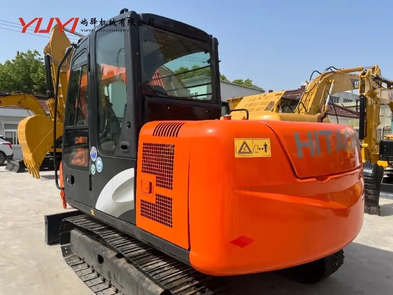 Original Hitachi Zx60 Excavator New Condition Used Hitachi Zx60 Excavator Well-Maintained Ready to Work Best-Selling Hitachi Zx60 Mini Excavator