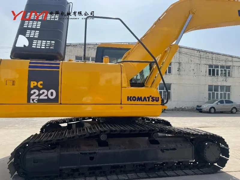 Original Japan Used Komatsu PC220 Hydraulic Crawler Excavator Construction Machinery Komats PC220-8 PC200 PC300 Excavators for Sale
