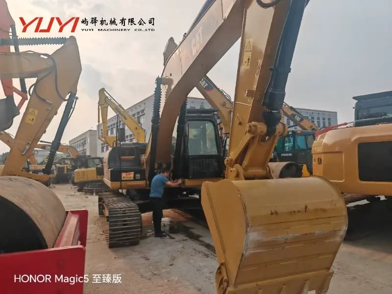Original Used Caterpillar 323dl Crawler Excavator Cat 323D 323 Construction Machinery Hot Sale Caterpillar 323D2l