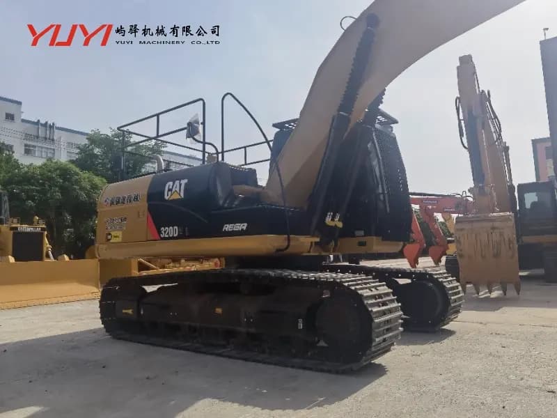 Used Cat 320d Excavator Caterpillar 320d2 325D 330d Second-Hand Crawler Excavator 20 Ton Digger Original Medium 323D 326D Excavator