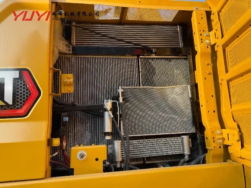 Used Cat 330 Excavator Original Caterpillar 330 Excavator New Model Digger 30 Tons Excavator Cat 330 330gc 330d2 330dl Medium and Large Excavators Made in Japan