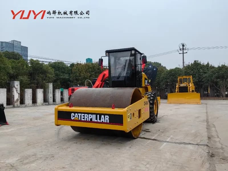 Used Cat CS683e Original Rode Roller Caterpillar Medium Roller in Good Condition Used Compactors Cat Caterpillar CS683e Original Roller