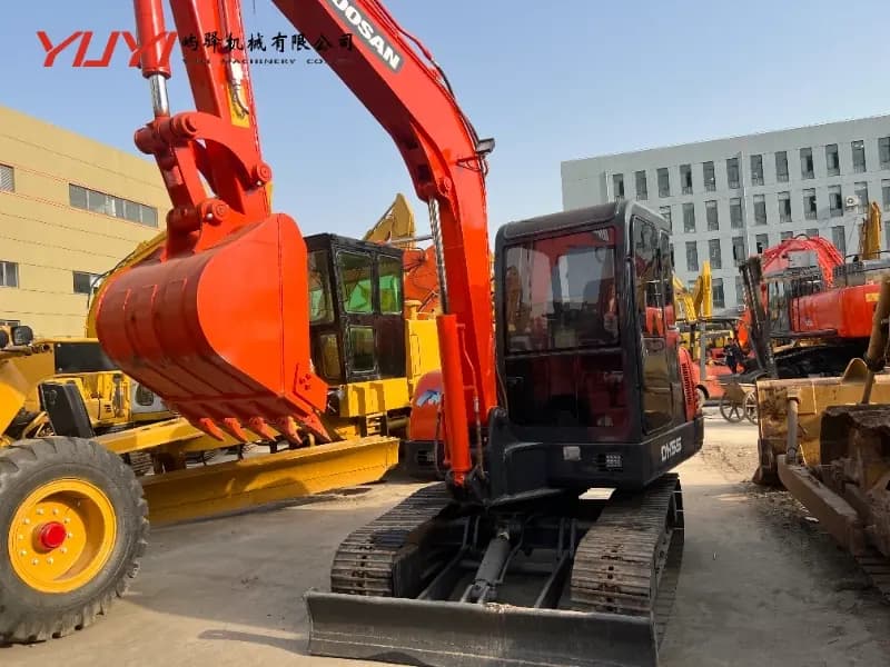 Used Doosan Dh55 Mini Excavator 5 Ton Doosan Hydraulic Crawler Mini Excavator Dh55 for Sale