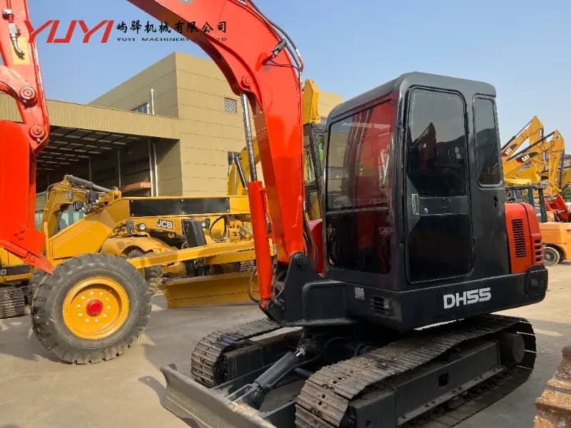 Used Doosan Dh55 Mini Excavator 5 Ton Doosan Hydraulic Crawler Mini Excavator Dh55 for Sale