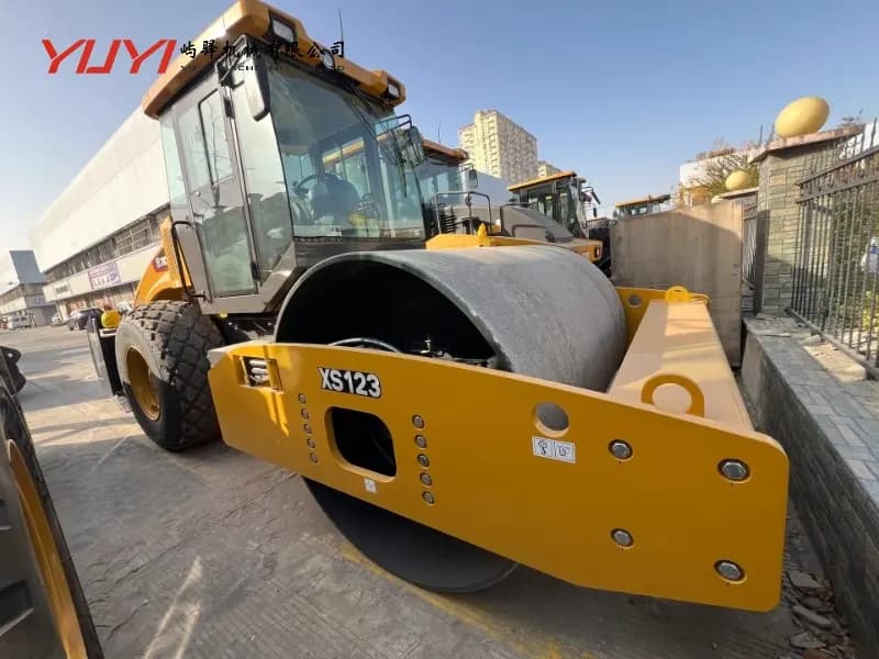 Used XCMG XS123 Original Rode Roller Medium Roller in Good Condition Used Compactors XCMG Original Roller